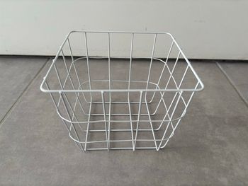 Petit panier de rangement filaire