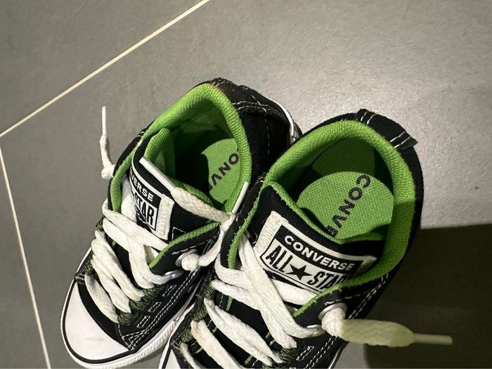 Converse All Star basse noire et verte pointure 27 - photo numéro 7