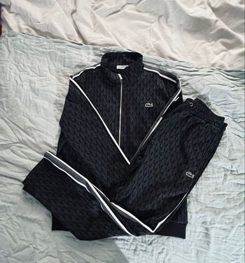 Ensemble Lacoste 