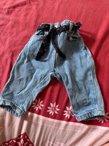 Lot de pantalon en 3 mois 