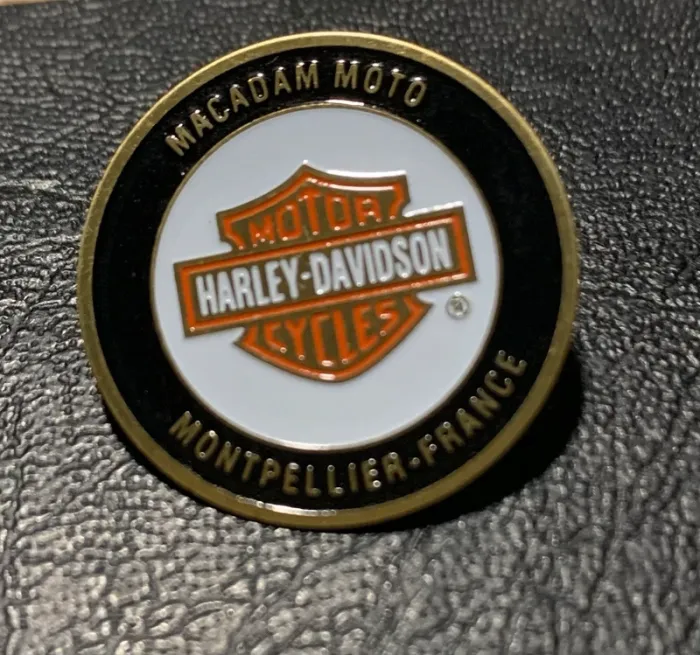 Pin’s Harley Davidson  Montpellier France