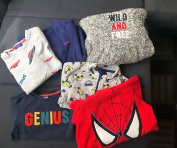 Lot de 6 pulls et sweats / 5 ans