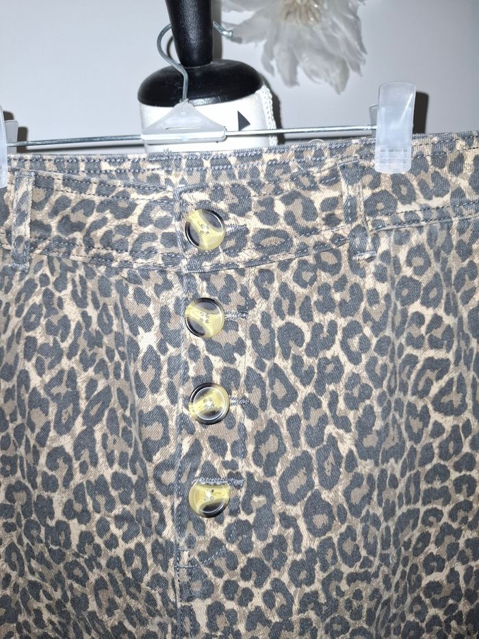 Pantalon jeans léopard - photo numéro 2