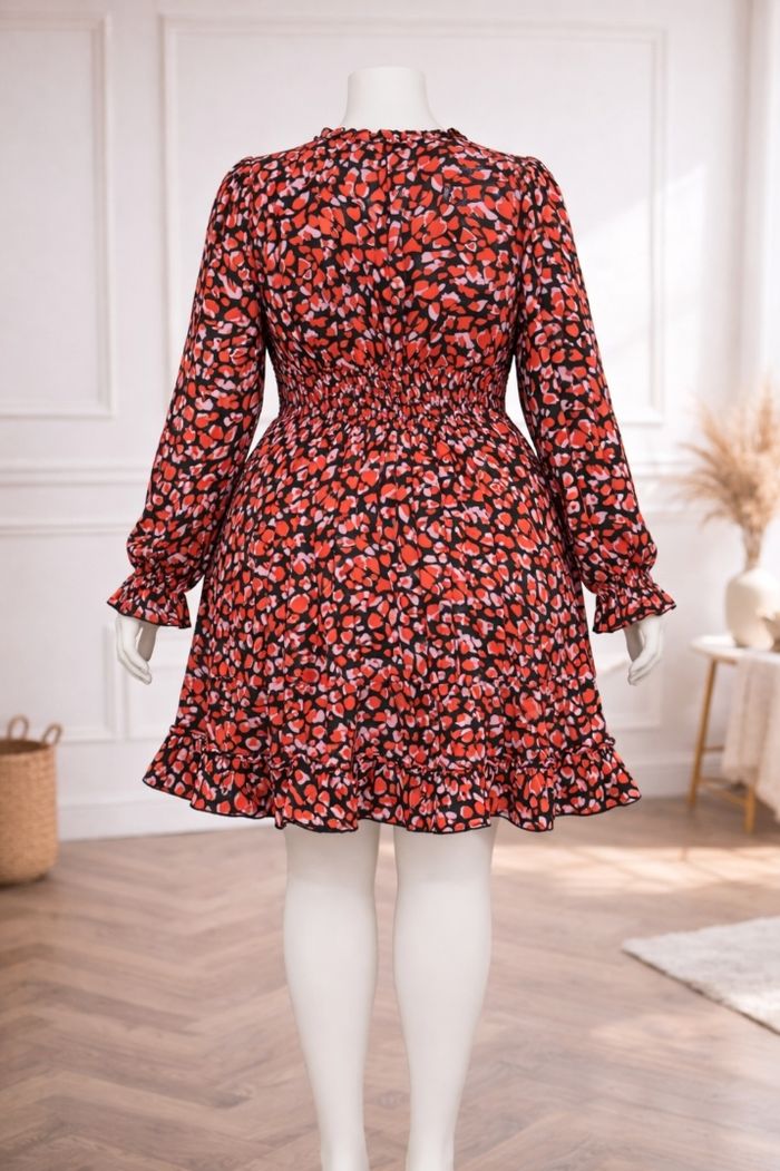 Robe cœurs affolants pétillant rouge rose et noir Femme taille 54 marque Boohoo 💍 - photo numéro 6
