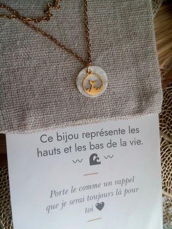 Collier vague de la vie baleine + carte