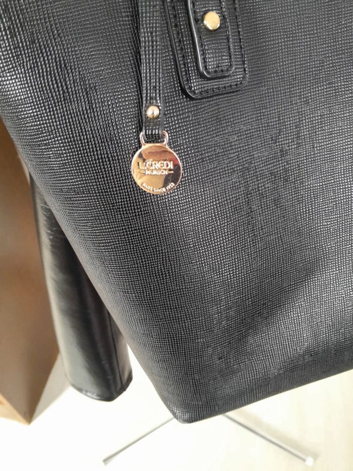 Très beau sac L,CREDI possibilité ordinateur portable - photo numéro 2