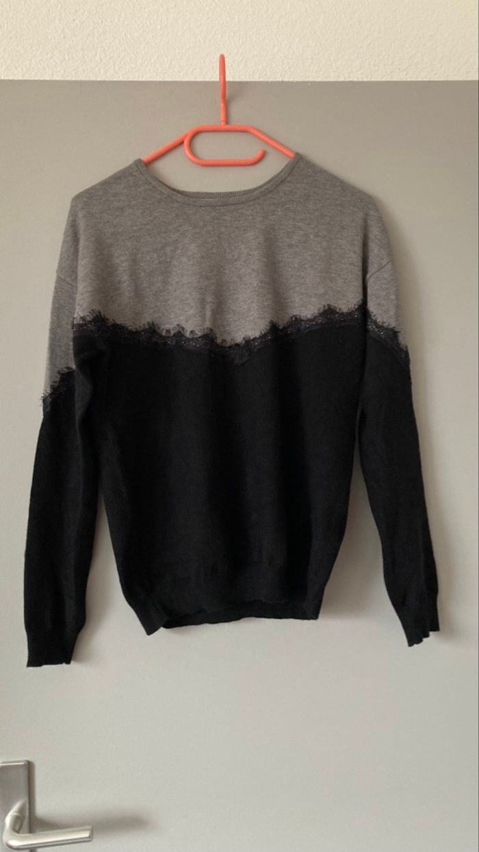 Pull noir et gris camaïeu