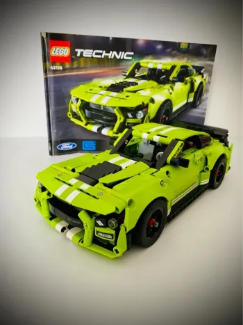 LEGO Technic 42138 - Ford Mustang Shelby GT500 - Complet avec Notice