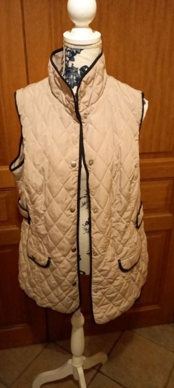 Verte sans manches, sans poches