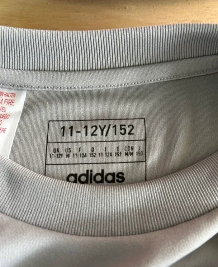TEE shirt adidas - photo numéro 3