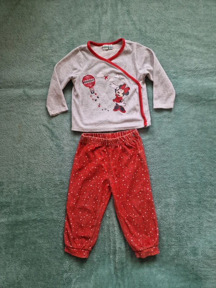 Très beau pyjama 23 mois