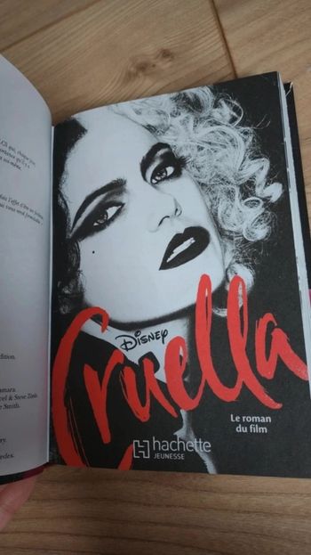 Livre Cruella neuf 