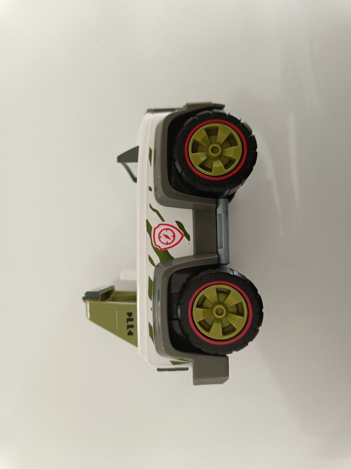 Véhicule Tracker - photo numéro 6