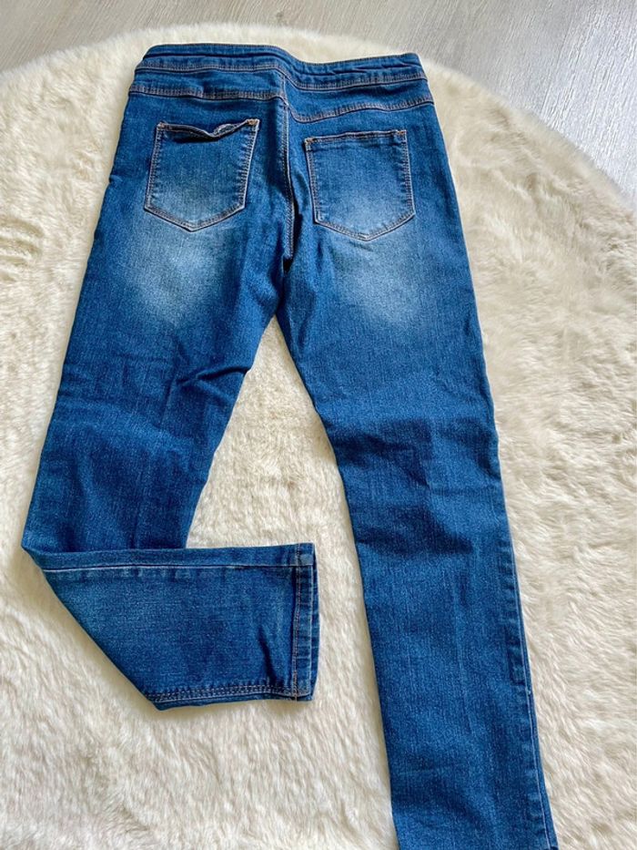 Tenue sweat et jean 8 ans - photo numéro 4