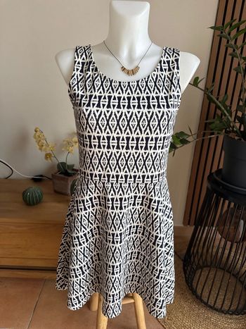 Robe patineuse neuve