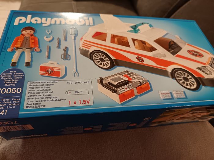 Voiture hôpital - photo numéro 4