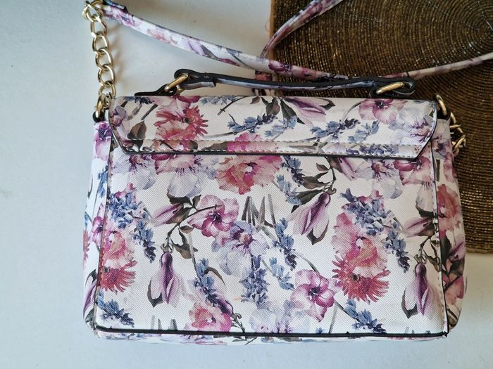 Sac à main guess - photo numéro 3