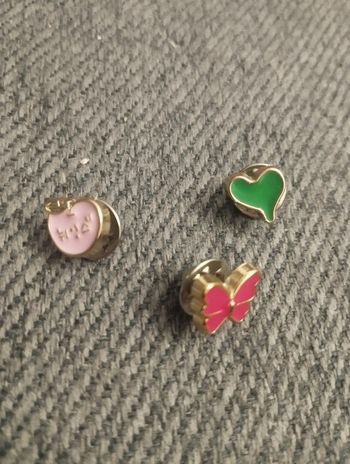 Lot de 3 broches/pin's
