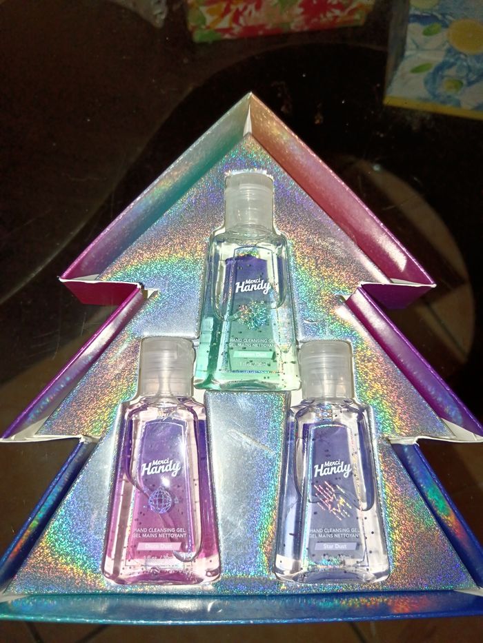 Gels hydroalcoolique Christmas dust set neuf - photo numéro 2