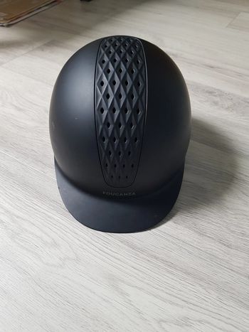 Bombe equitation noire
