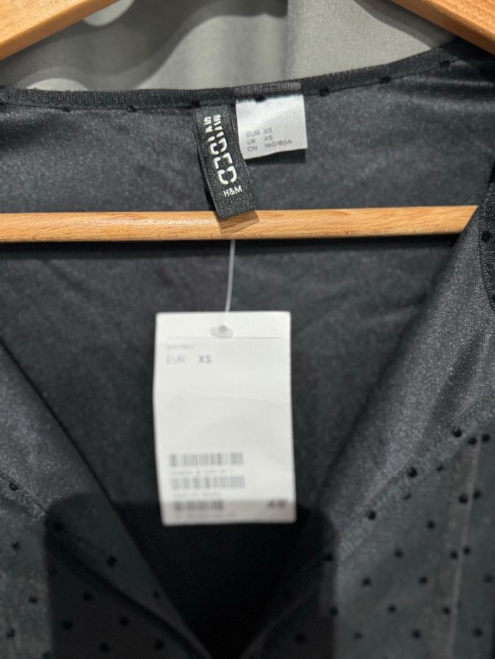 Robe H&M neuve tailles ok S ( taille grand ) - photo numéro 3
