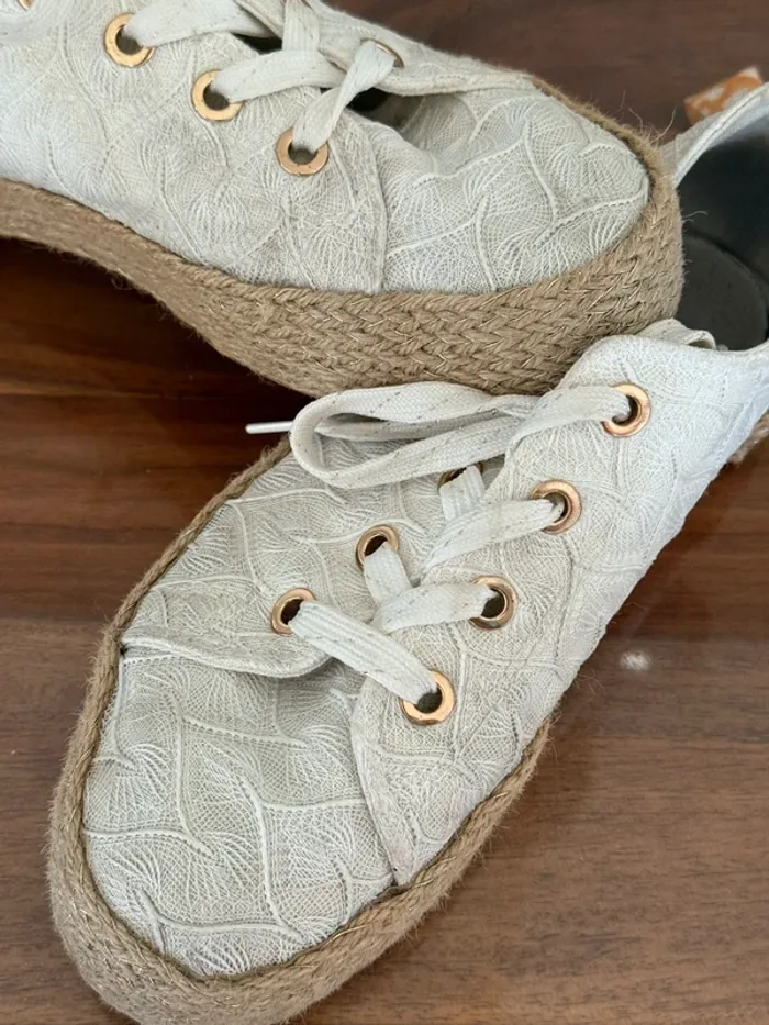 Basket broderie anglaise Eram - photo numéro 4