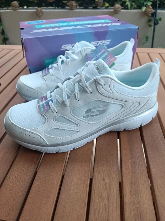 Baskets Skechers femme pointure 42