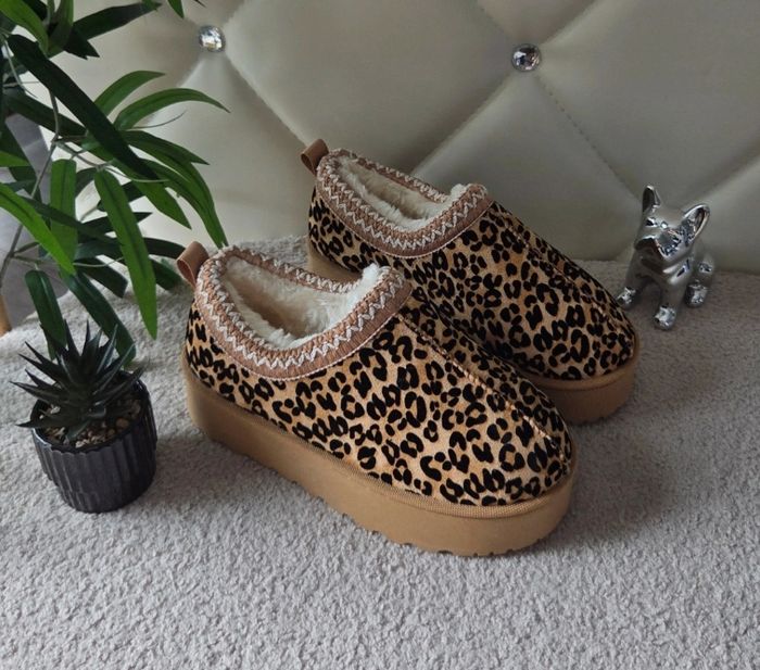 Sabots léopard taille 39 - photo numéro 2