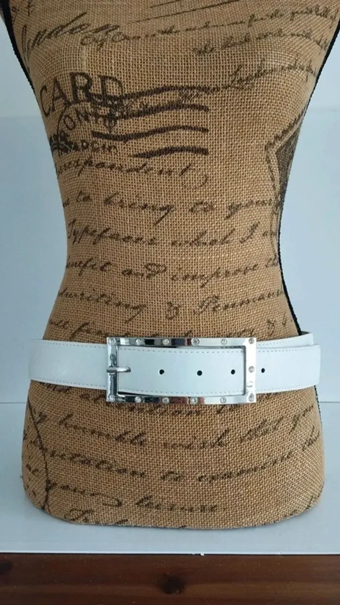 Ceinture blanche boucle rectangle strass 90 cm - photo numéro 2