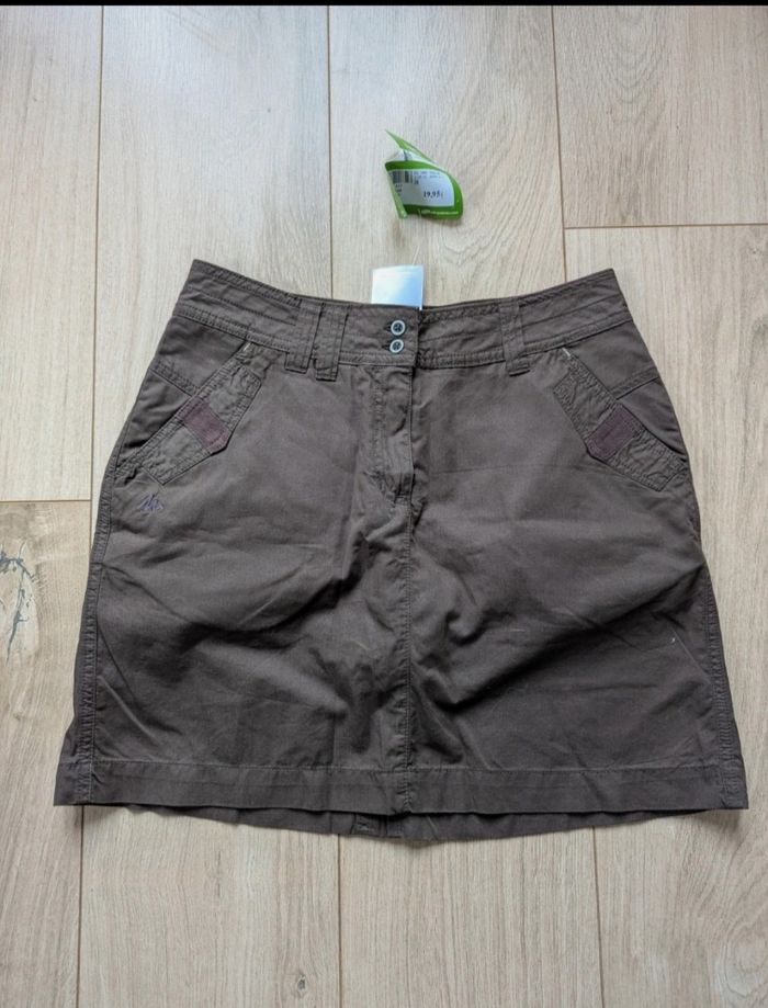 Lot de jupes femme taille 36 – Cache Cache, Hollister, une neuve avec étiquette - photo numéro 2