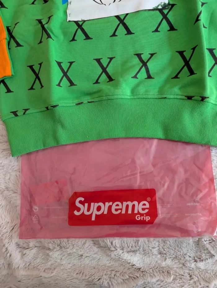 Sweat supreme grip. Neuf. Taille M. Femme - photo numéro 5
