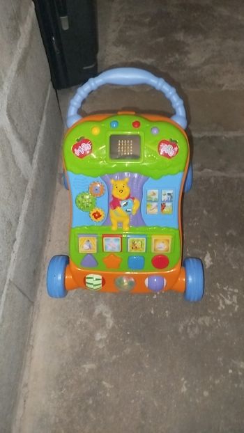 Trotteur winnie pooh