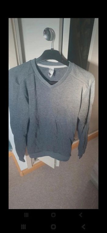 Pull gris