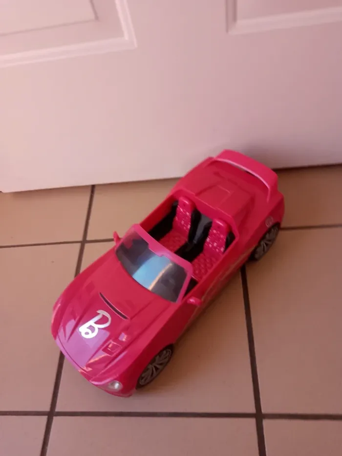 Voiture rose pour Barbie - photo numéro 2