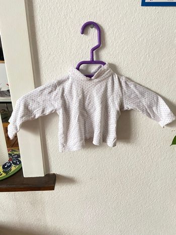 Pull blanc à pois rose 