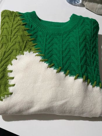 Pulls blancs et verts taille unique