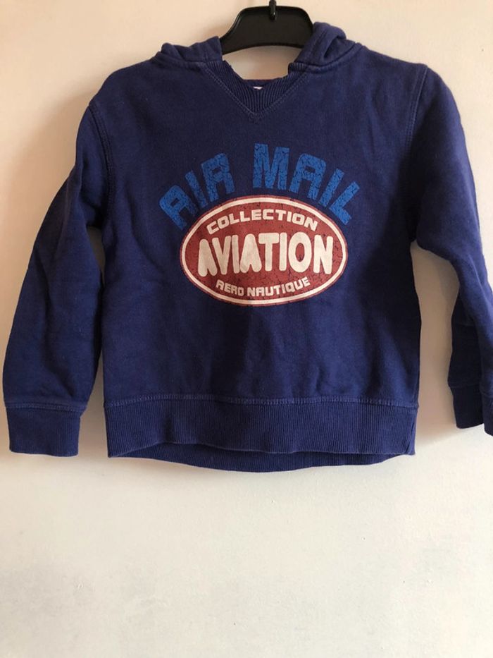 Sweat à capuche (A)