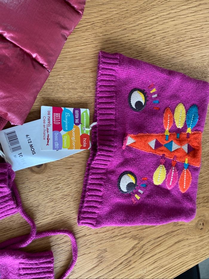 Doudoune 6 mois  avec bonnet gants - photo numéro 3