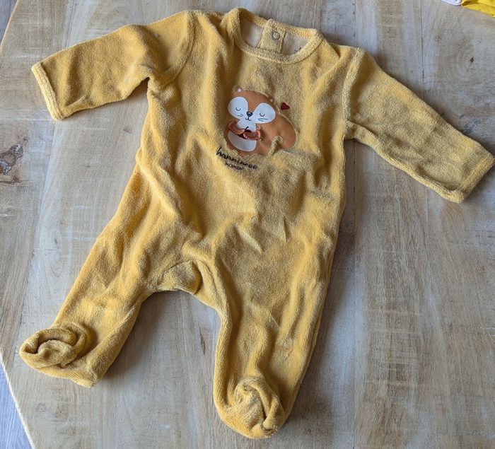 Lot pyjama 1 mois - photo numéro 3