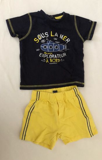Ensemble t-shirt + short 12 mois