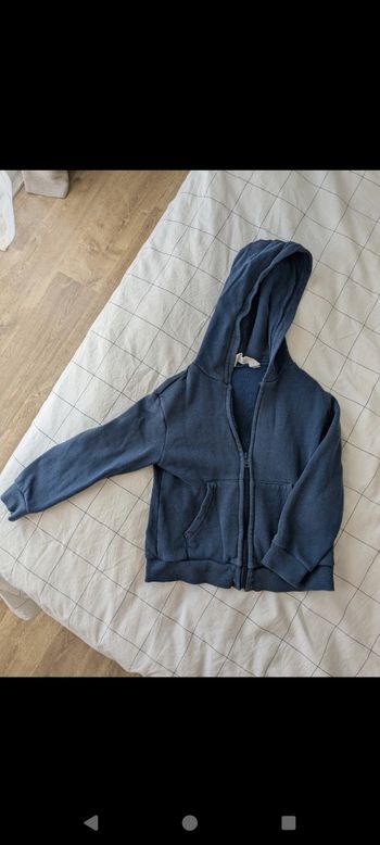 Sweat zippé à capuche H&M