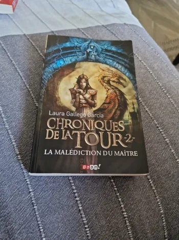Livre "Chronique de la Tour", tome 2