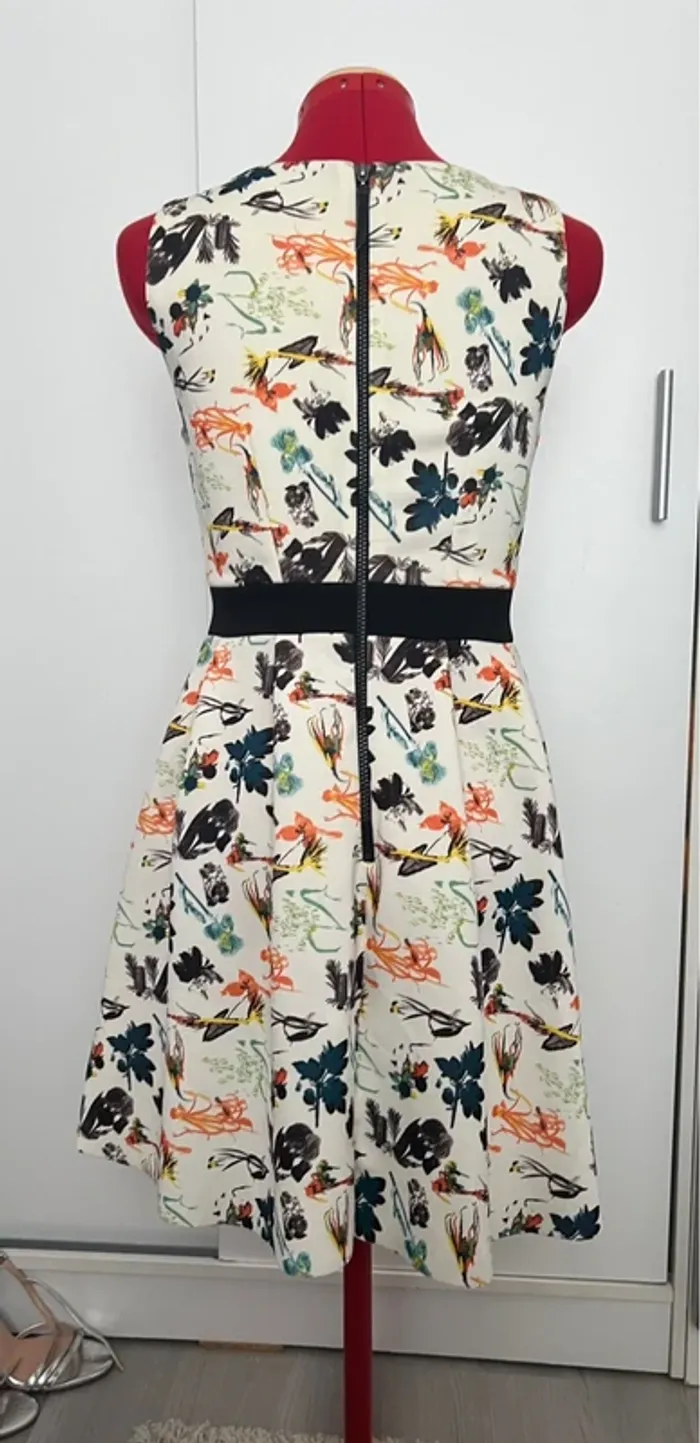 Robe patineuse blanche imprimée fleurie Nafnaf - photo numéro 6