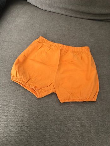 Short orange 12/18 moi patpat