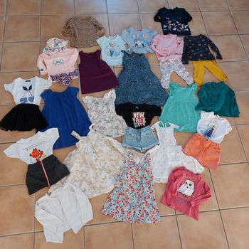 Lot de vêtements fille été 3 ans 39 pièces 