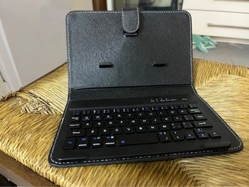 Clavier Bluetooth téléphone ou tablette