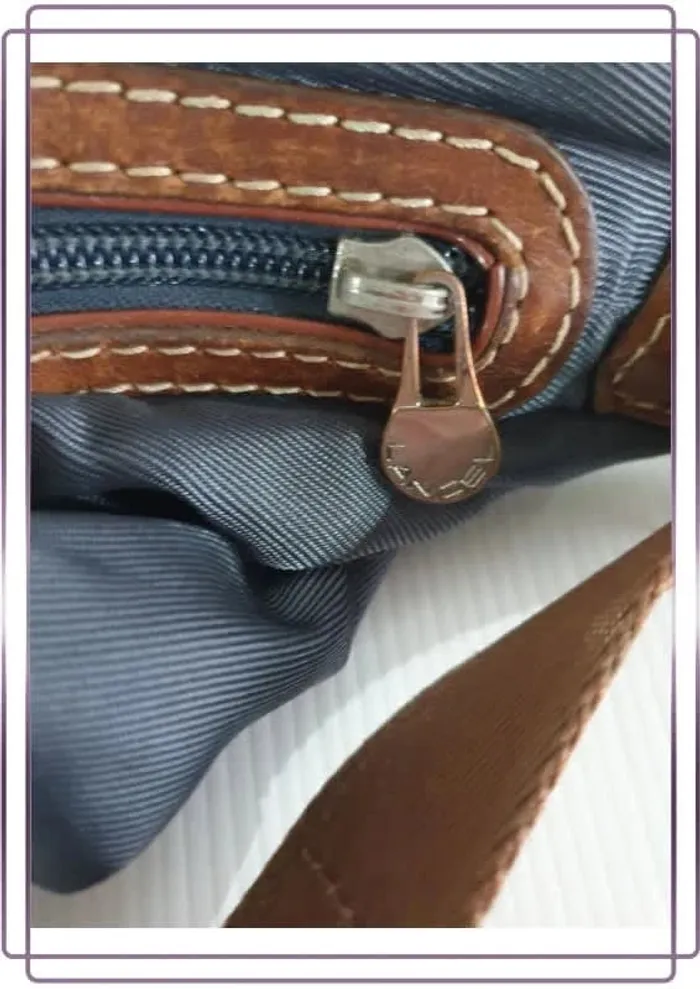 Sac porté épaule Lancel vintage, bon état, 33x20cm - photo numéro 5