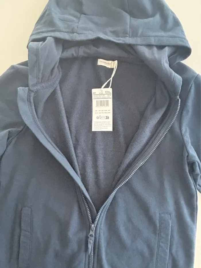 Gilet à capuche neuf - photo numéro 3