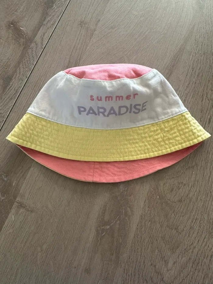 Chapeau réversible