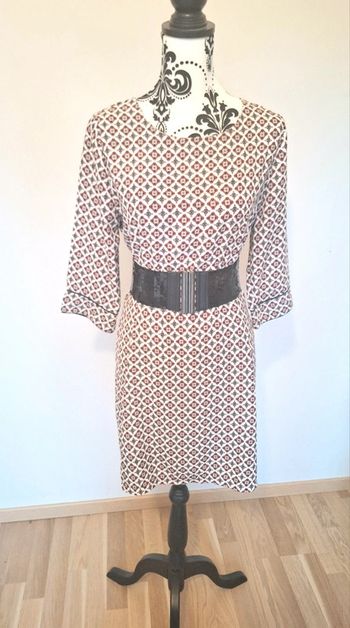 Sublime robe à motif taille M comme neuve